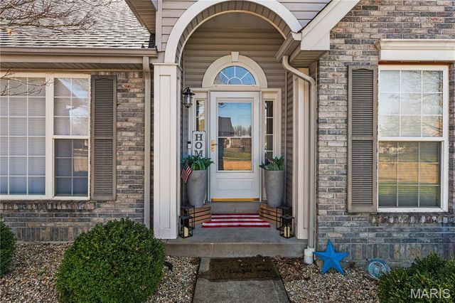 2326 Silver Lake Estates Drive, Pacific, MO 63069