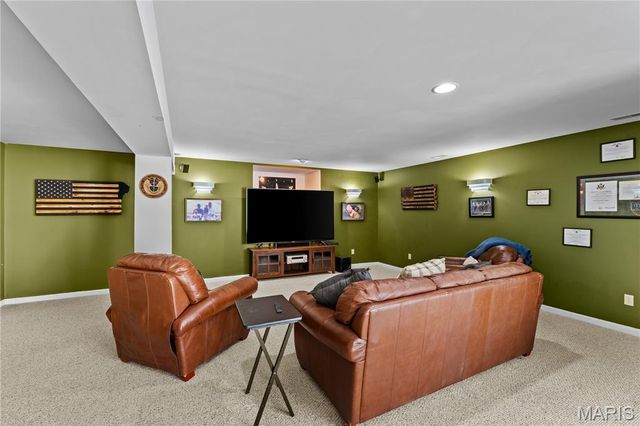 2326 Silver Lake Estates Drive, Pacific, MO 63069