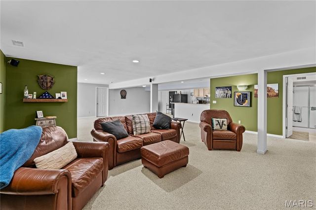 2326 Silver Lake Estates Drive, Pacific, MO 63069