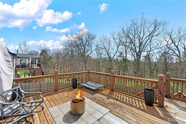 2326 Silver Lake Estates Drive, Pacific, MO 63069