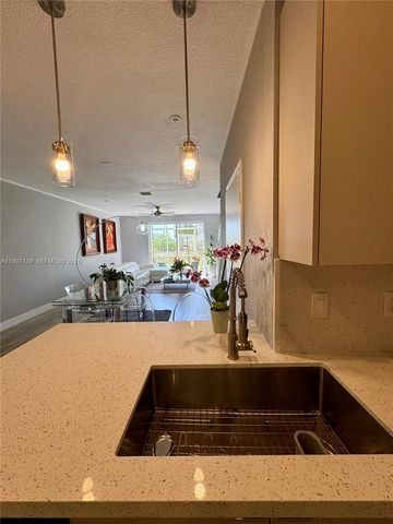 2469 Cordoba Bnd 2469, Weston, FL 33327