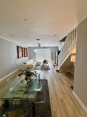 2469 Cordoba Bnd 2469, Weston, FL 33327