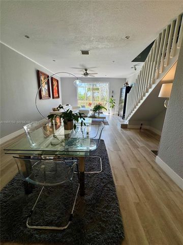 2469 Cordoba Bnd 2469, Weston, FL 33327
