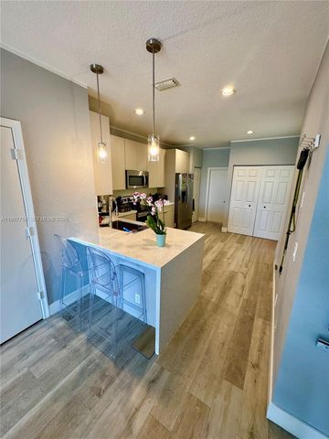 2469 Cordoba Bnd 2469, Weston, FL 33327