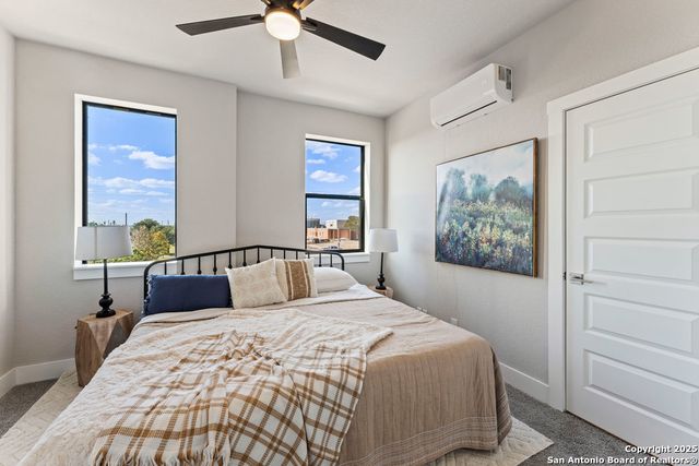 7946 Kennedy Hill, San Antonio, TX 78235