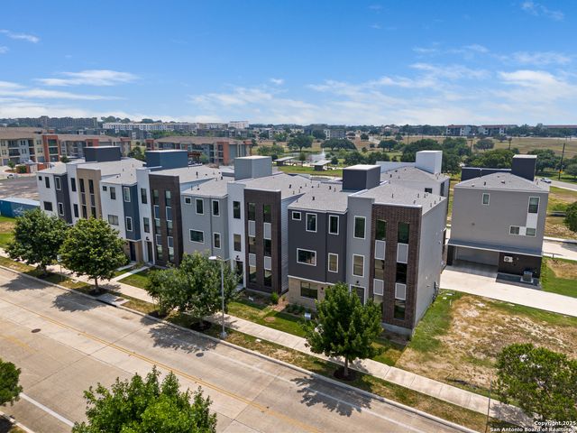 7946 Kennedy Hill, San Antonio, TX 78235