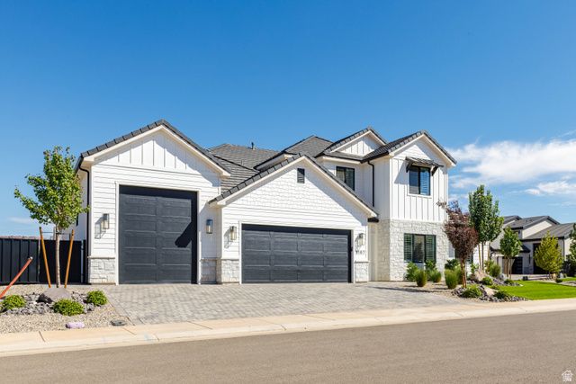 3187 S NEWPORT DR, Washington, UT 84780