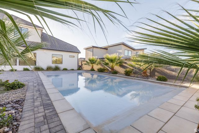 3187 S NEWPORT DR, Washington, UT 84780