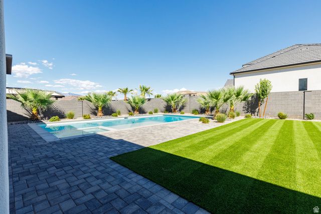 3187 S NEWPORT DR, Washington, UT 84780