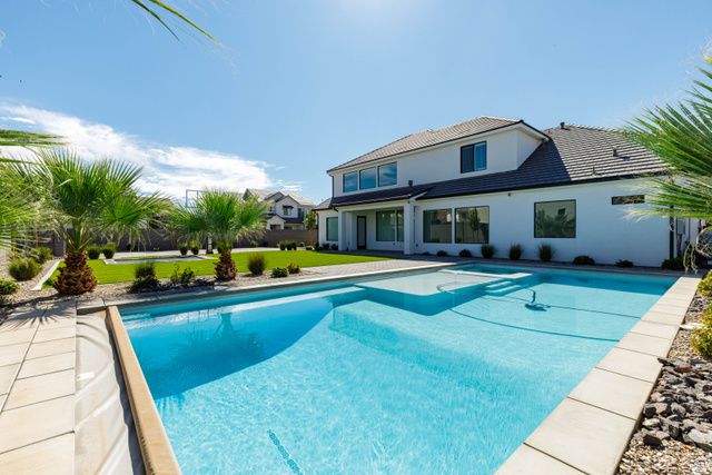 3187 S NEWPORT DR, Washington, UT 84780