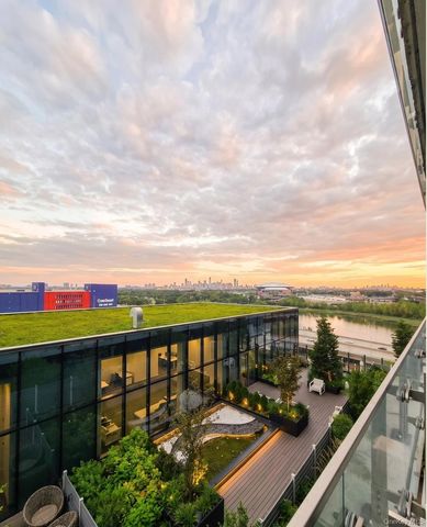 131-01 40th Road 10S, Flushing, NY 11354
