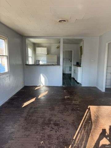 2715 Evans Street, Fort Wayne, IN 46806