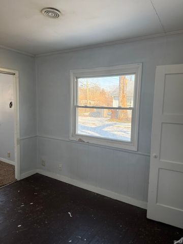 2715 Evans Street, Fort Wayne, IN 46806