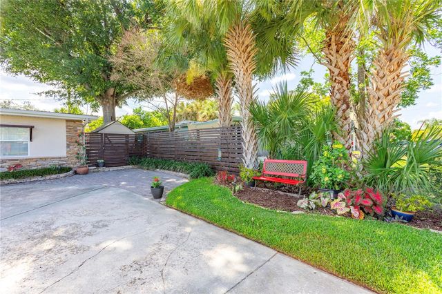1327 ROSCOMARE AVENUE, Orlando, FL 32806