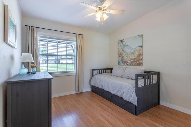 1327 ROSCOMARE AVENUE, Orlando, FL 32806