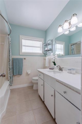 1327 ROSCOMARE AVENUE, Orlando, FL 32806