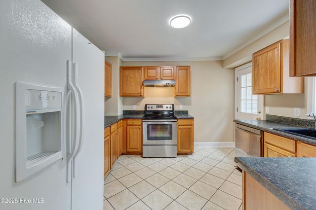 321 Southern Boulevard, Wilmington, NC 28401