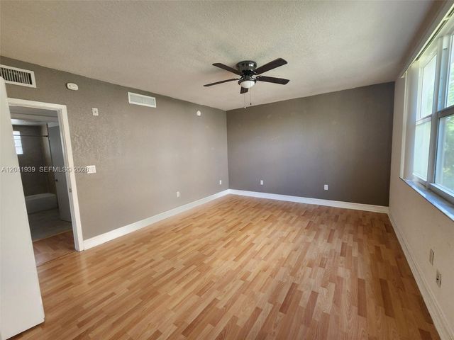 1080 99th Street 221, Bay Harbor Islands, FL 33154