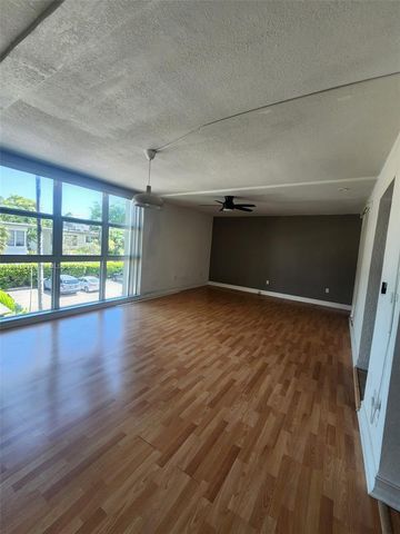 1080 99th Street 221, Bay Harbor Islands, FL 33154