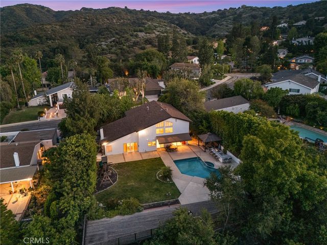 19581 Braewood, Tarzana, CA 91356