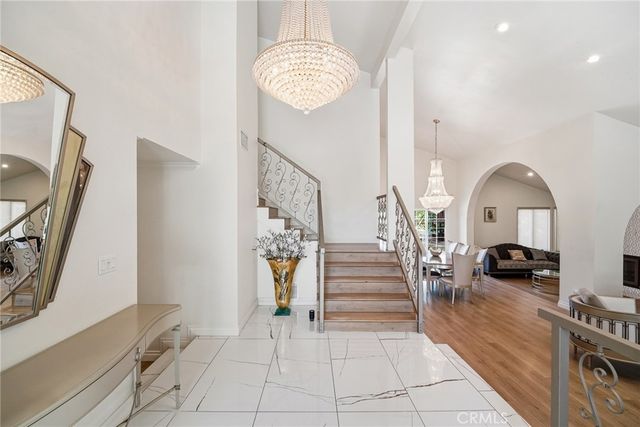 19581 Braewood, Tarzana, CA 91356