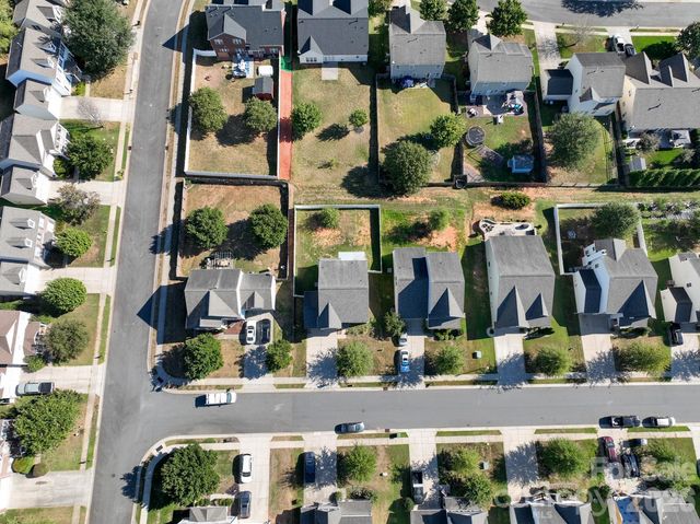 105 Abel Peterson Drive, Mount Holly, NC 28120