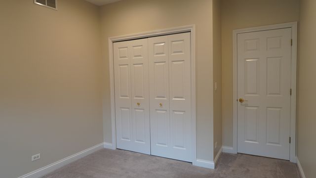 2664 Goldenrod Lane, Glenview, IL 60026