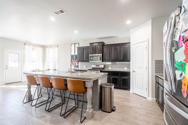 8432 E County Rd 114, Midland, TX 79706