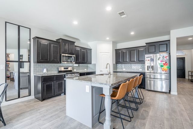 8432 E County Rd 114, Midland, TX 79706