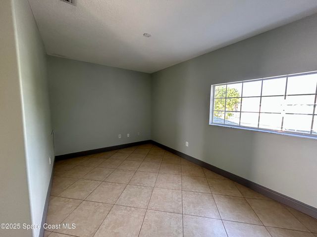 910 Twisting Branch Court, Melbourne, FL 32935