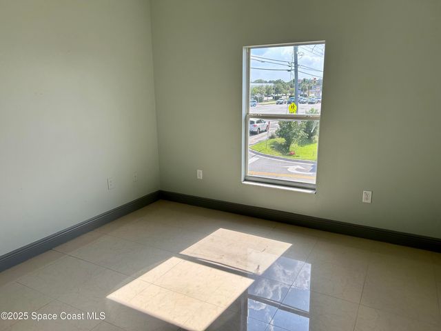 910 Twisting Branch Court, Melbourne, FL 32935