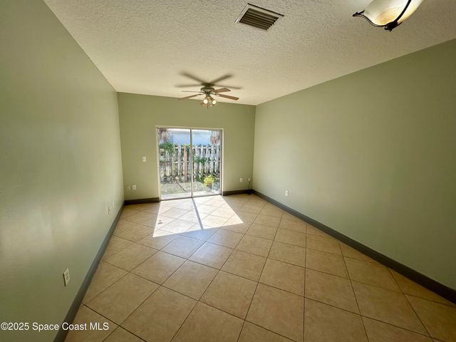 910 Twisting Branch Court, Melbourne, FL 32935