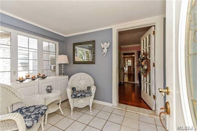 49 Malden Avenue, Lynbrook, NY 11563