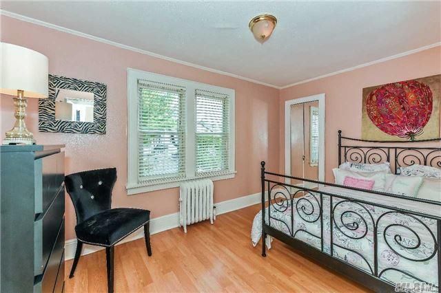 49 Malden Avenue, Lynbrook, NY 11563