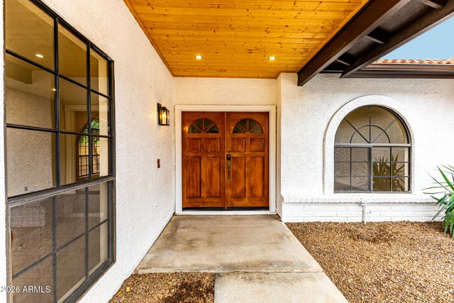 6425 W CROCUS Drive, Glendale, AZ 85306