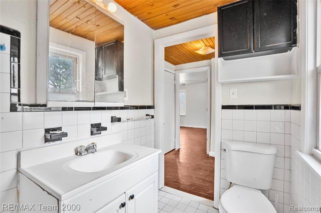 2607 Weithoff Court, Inkster, MI 48141