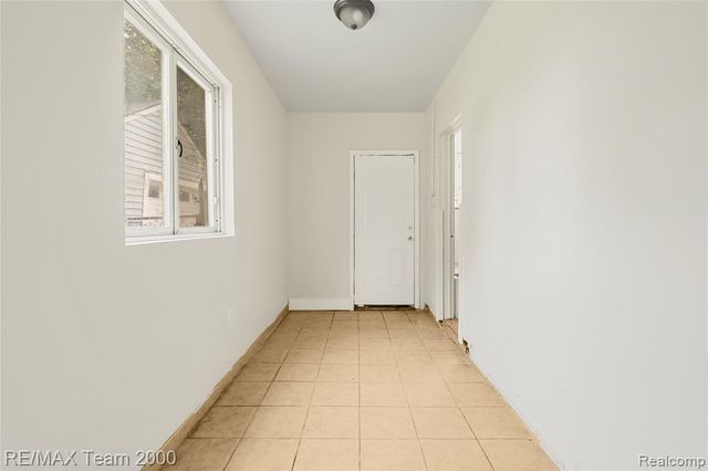 2607 Weithoff Court, Inkster, MI 48141
