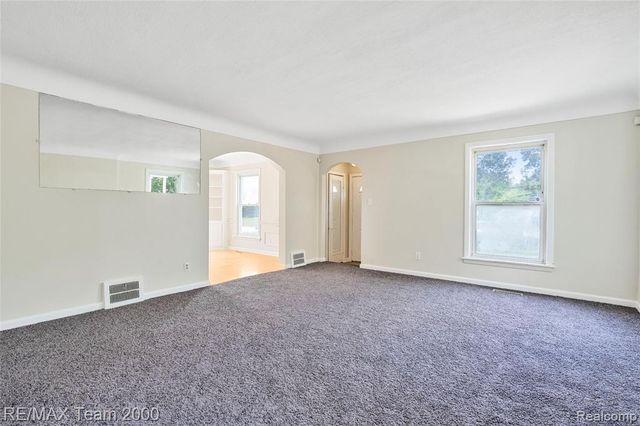 2607 Weithoff Court, Inkster, MI 48141