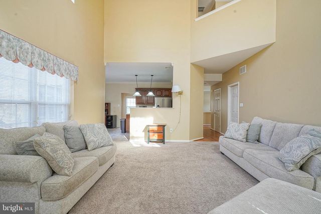 6 SYLVAN CT, Delran, NJ 08075