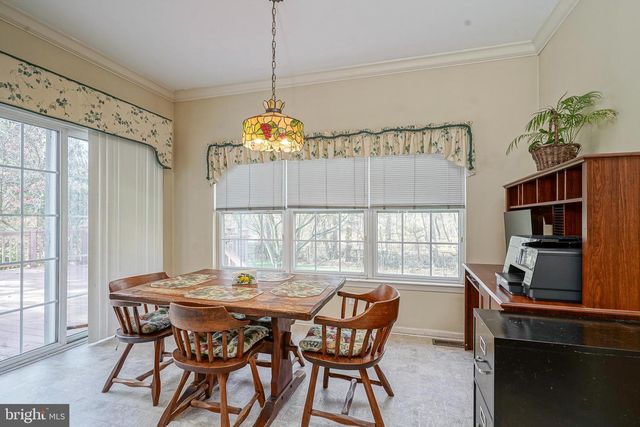 6 SYLVAN CT, Delran, NJ 08075