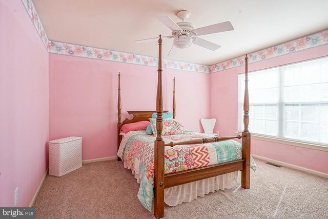 6 SYLVAN CT, Delran, NJ 08075