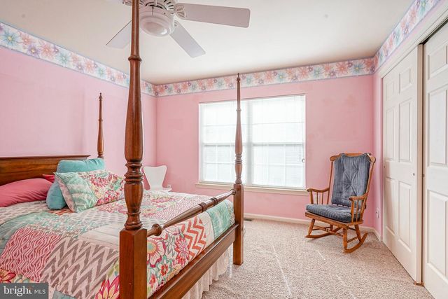 6 SYLVAN CT, Delran, NJ 08075