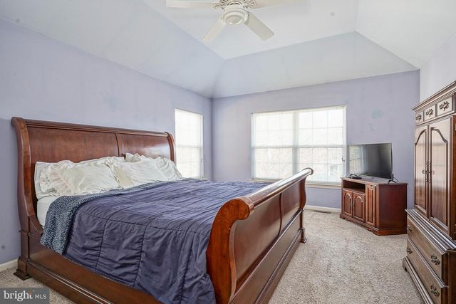 6 SYLVAN CT, Delran, NJ 08075