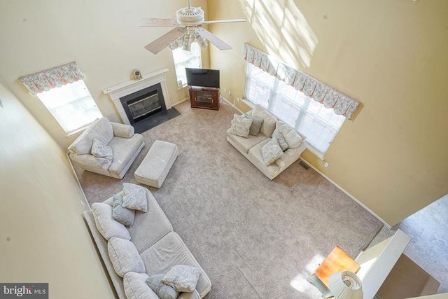 6 SYLVAN CT, Delran, NJ 08075