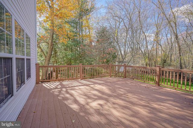 6 SYLVAN CT, Delran, NJ 08075