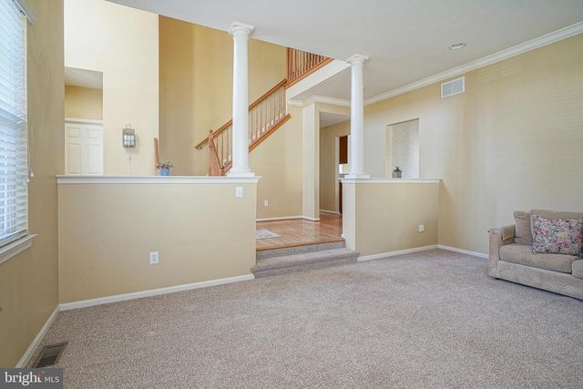 6 SYLVAN CT, Delran, NJ 08075