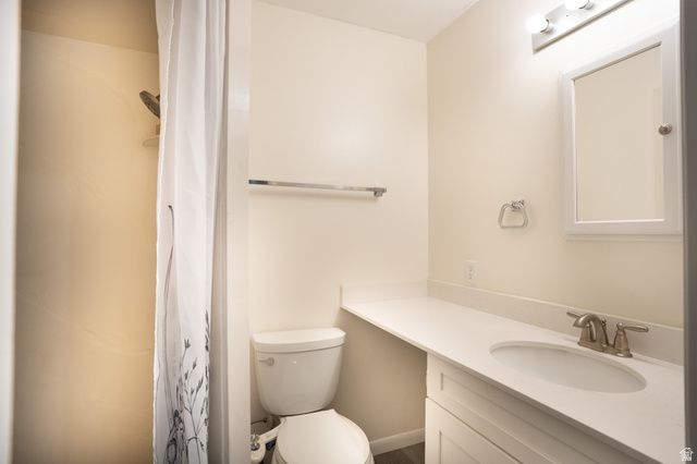 2129 W 2700 N, Farr West, UT 84404
