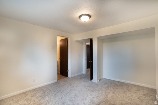 2129 W 2700 N, Farr West, UT 84404
