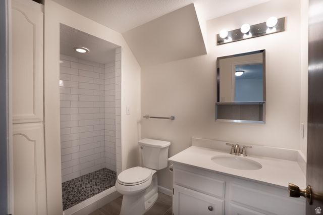 2129 W 2700 N, Farr West, UT 84404