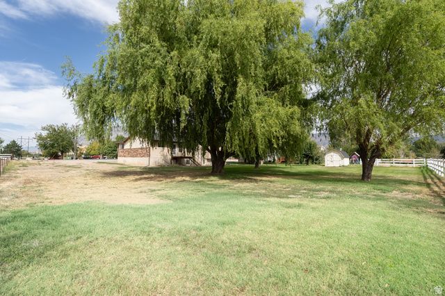 2129 W 2700 N, Farr West, UT 84404